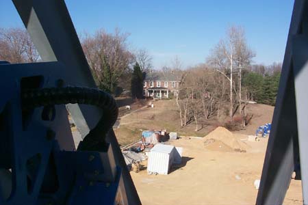 P2529i.jpg (24461 bytes)